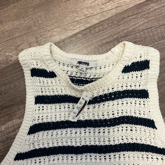 Madewell Womens Crochet-Knit Crewneck Sweater Tank N0991 Sz XS in Blue&White NWT - Picture 5 of 7
